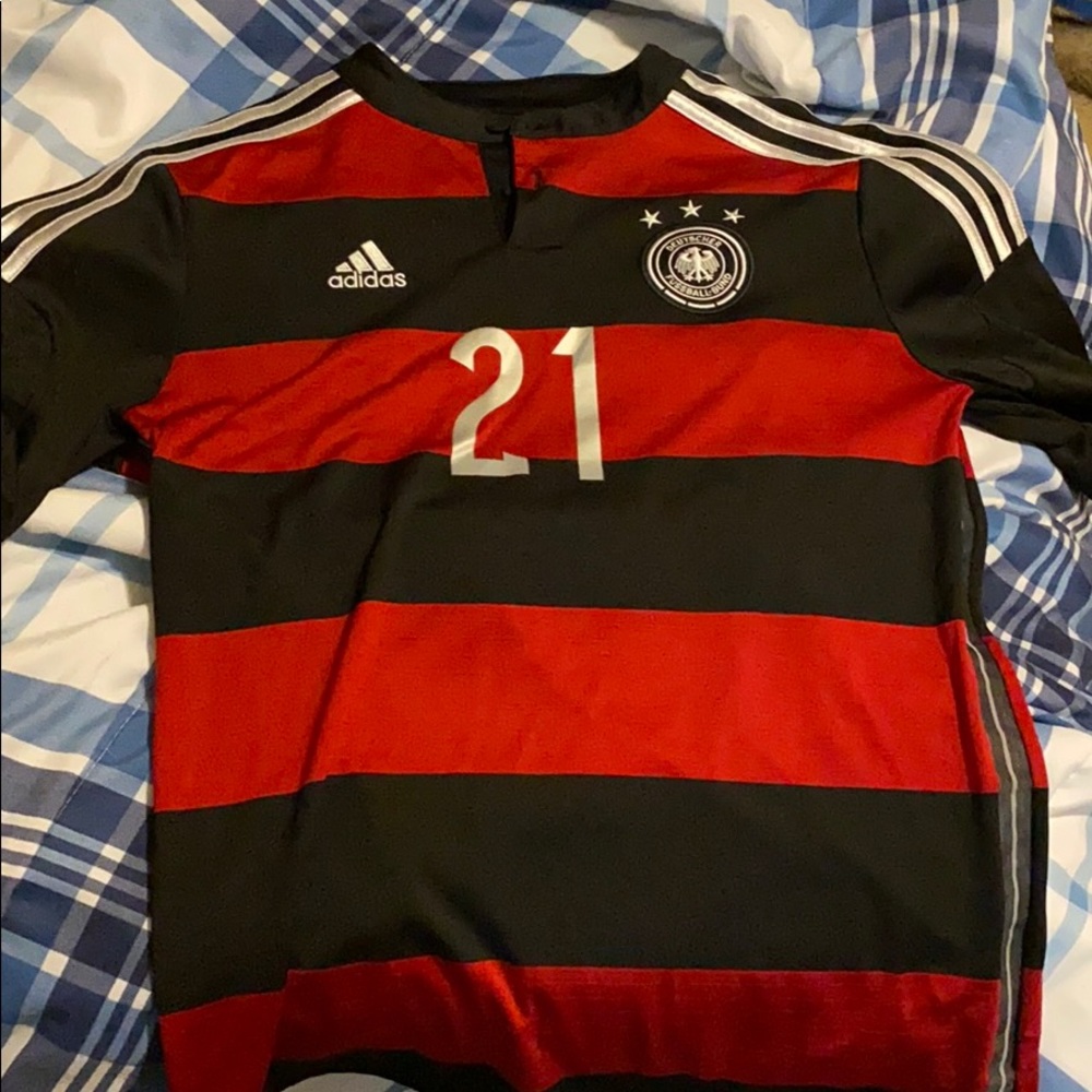 Reus and Suarez jersey